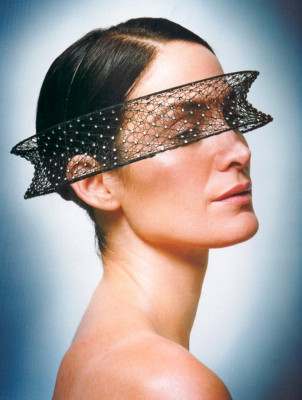 Carrie Anne Moss pic #65567