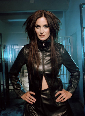 Carrie Anne Moss pic #102519