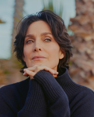 Carrie-Anne Moss by Ryan Pfluger for NY Times (Dec 2021)