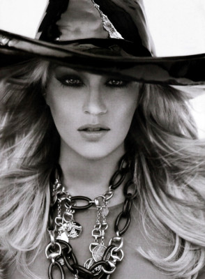 Carrie Underwood pic #206906