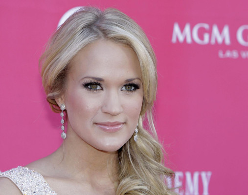 Carrie Underwood pic #147440