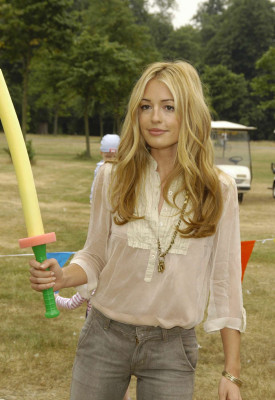 Cat Deeley pic #228036