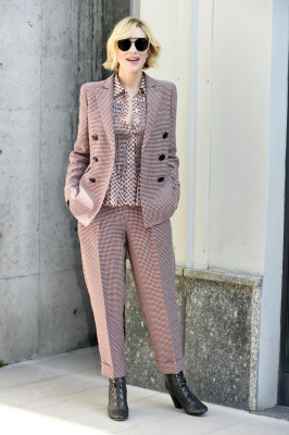 Cate Blanchett – Giorgio Armani Show in Milan, Italy