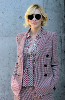 Cate Blanchett – Giorgio Armani Show in Milan, Italy