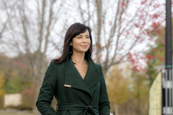 Catherine Bell - Good Witch Season 4 Poster&amp;Stills