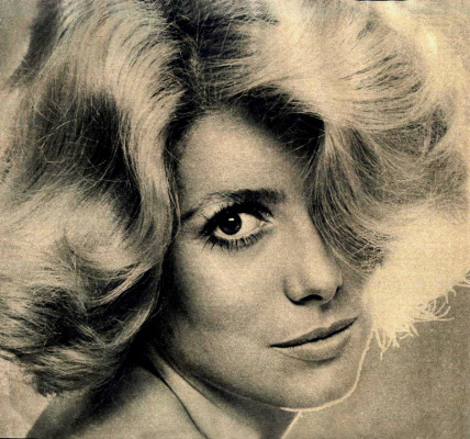 photo 22 in Catherine Deneuve gallery [id283917] 2010-08-09 00:00:00