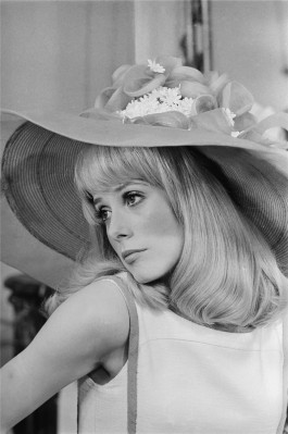 Catherine Deneuve pic #153219