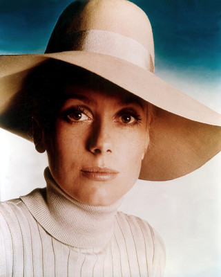 Catherine Deneuve pic #93978