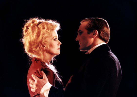 photo 3 in Deneuve gallery [id509046] 2012-05-10 00:00:00