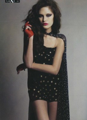 Catherine McNeil pic #104074