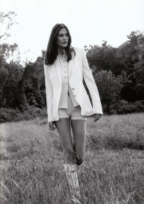 Catherine McNeil pic #174091