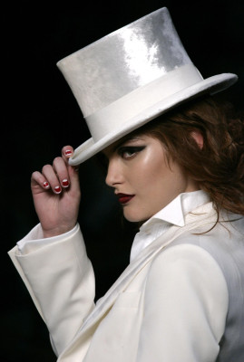 Catherine McNeil pic #104158
