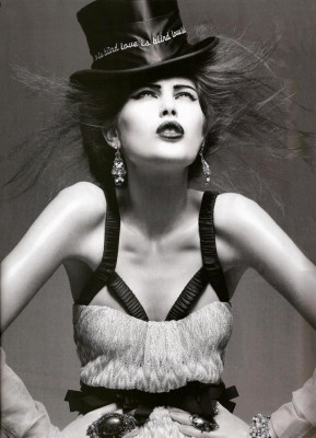 Catherine McNeil pic #103300
