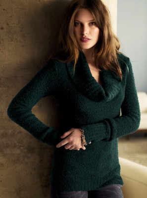 Catherine McNeil pic #236655