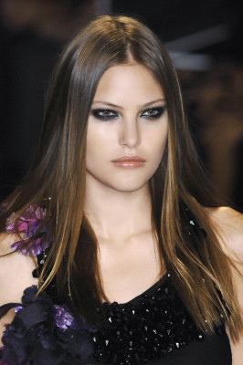 Catherine McNeil pic #657138