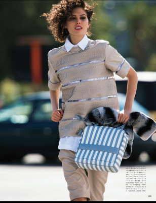 Catherine McNeil pic #671290