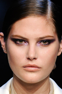 Catherine McNeil pic #298718