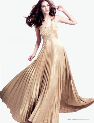 Catherine McNeil pic #104157
