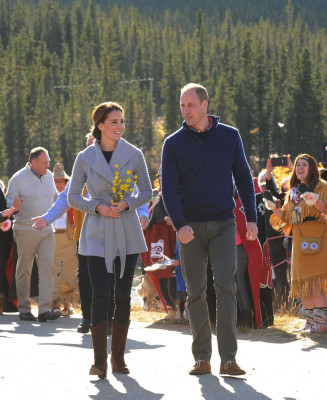 photo 5 in Catherine, Duchess of Cambridge gallery [id914666] 2016-10-03 00:00:00
