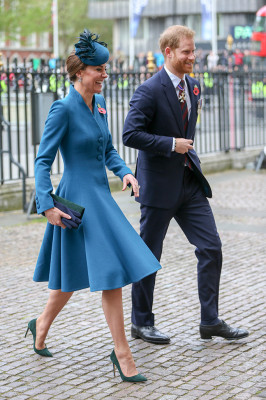 Catherine, Duchess of Cambridge pic #1164603