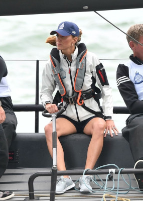 Catherine, Duchess of Cambridge pic #1215888