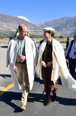 Catherine, Duchess of Cambridge pic #1238756