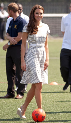 photo 5 in Catherine, Duchess of Cambridge gallery [id544098] 2012-08-04 00:00:00