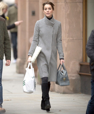 Catherine, Duchess of Cambridge pic #853085