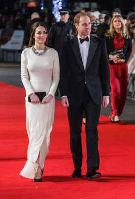 photo 9 in Catherine, Duchess of Cambridge gallery [id683632] 2013-12-13 00:00:00