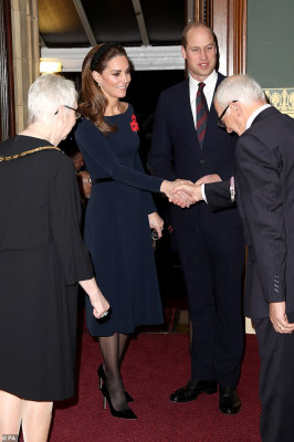 Catherine, Duchess of Cambridge pic #1238764