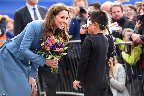 Catherine, Duchess of Cambridge pic #1221786