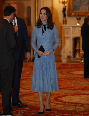Catherine, Duchess of Cambridge pic #1002480