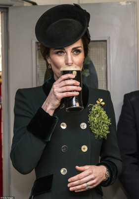 Catherine, Duchess of Cambridge pic #1153807