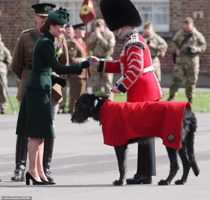 Catherine, Duchess of Cambridge pic #1153339