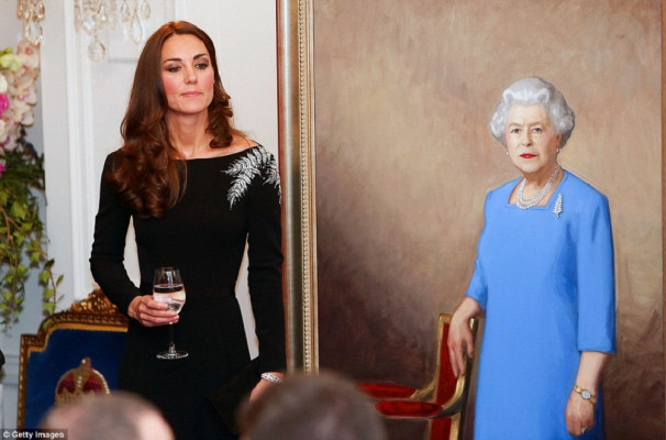 photo 3 in Catherine, Duchess of Cambridge gallery [id719944] 2014-04-13 00:00:00