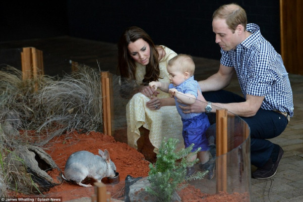 photo 12 in Catherine, Duchess of Cambridge gallery [id722750] 2014-04-24 00:00:00