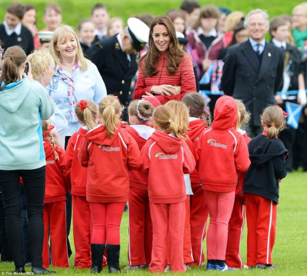photo 22 in Catherine, Duchess of Cambridge gallery [id736257] 2014-06-05 00:00:00