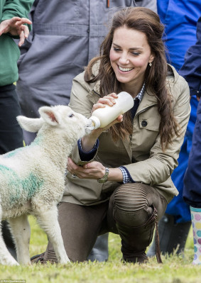 Catherine, Duchess of Cambridge pic #961525
