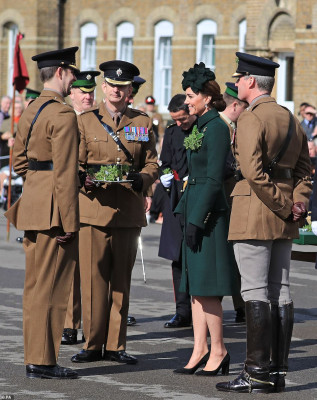 Catherine, Duchess of Cambridge pic #1153341