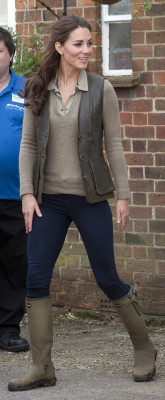 photo 15 in Catherine, Duchess of Cambridge gallery [id722445] 2014-04-22 00:00:00