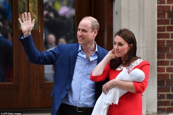 Kate Middleton &amp; baby N3