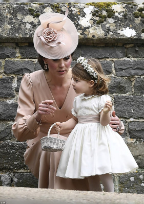 Catherine, Duchess of Cambridge pic #975855