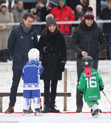 photo 8 in Catherine, Duchess of Cambridge gallery [id1036357] 2018-01-31 00:00:00