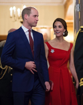 photo 5 in Catherine, Duchess of Cambridge gallery [id914636] 2016-10-03 00:00:00