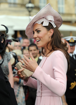 photo 13 in Catherine, Duchess of Cambridge gallery [id524216] 2012-06-18 00:00:00