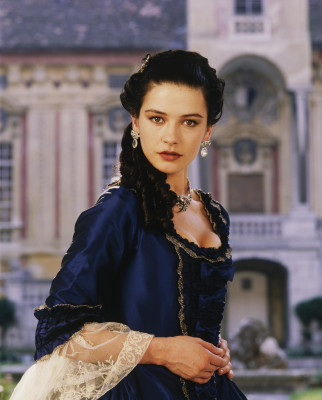 Catherine Zeta Jones pic #199499