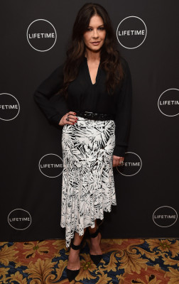 Catherine Zeta Jones pic #1033216