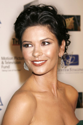 Catherine Zeta Jones pic #378977