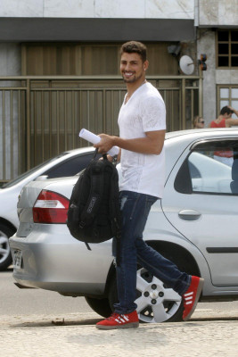Caua Reymond pic #516820