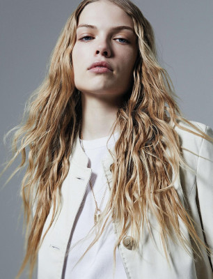 Chane Husselmann ~ Amica 03.2022 by Jacopo Moschin